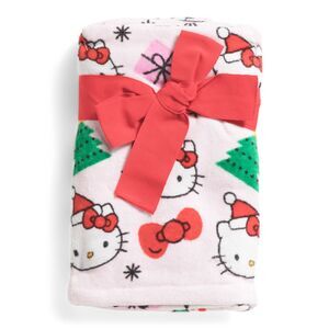 Hello Kitty Trees and Bows Hand Towels 2-pieces White Red Green NWT